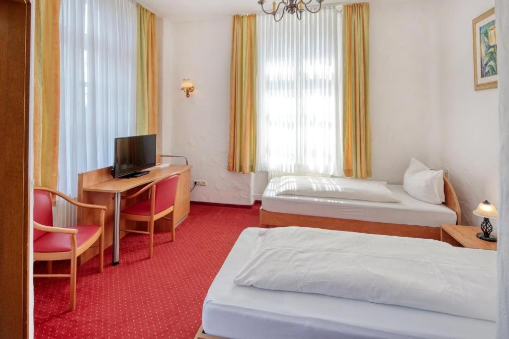 Hotel Restaurant Mathildenhof พุลไฮม์ ห้อง รูปภาพ